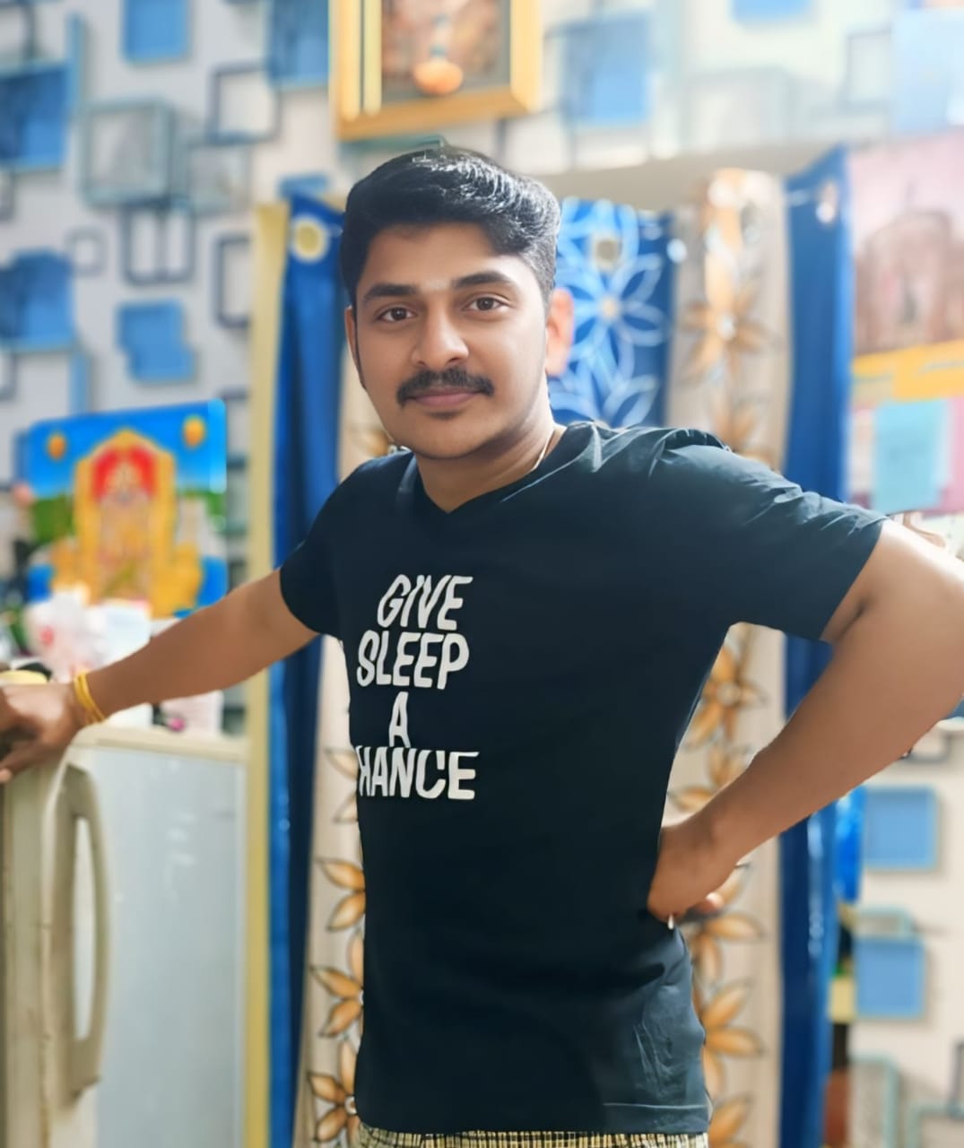 M.விக்னேஷ்வரன்